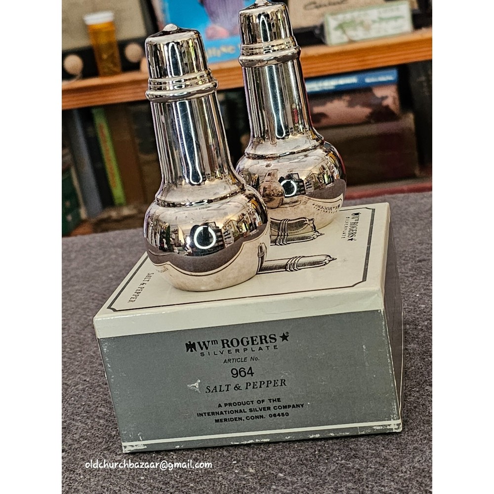 Vintage Salt & Pepper Set Wm. A. Rogers By Oneida Ltd. Silversmiths Made in USA